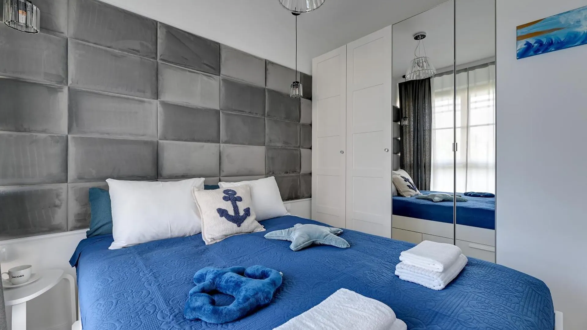 Apartment Doki Glamur Food Hall And Parking By Triapart Gdansk 0*,  Poland